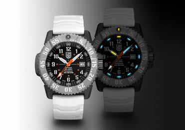 Luminox Mil-Spec 3350 Series Watch XL.3359.SET - detail view