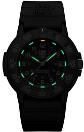 Luminox Sea Original Navy Seal 3000 Series Black Watch XS.3001.F - luminous dial view