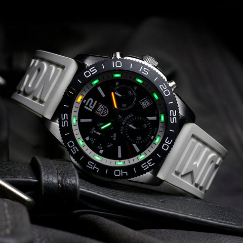Luminox Sea Pacific Diver Chronograph 3140 Black White Watch XS.3141 - UV light view