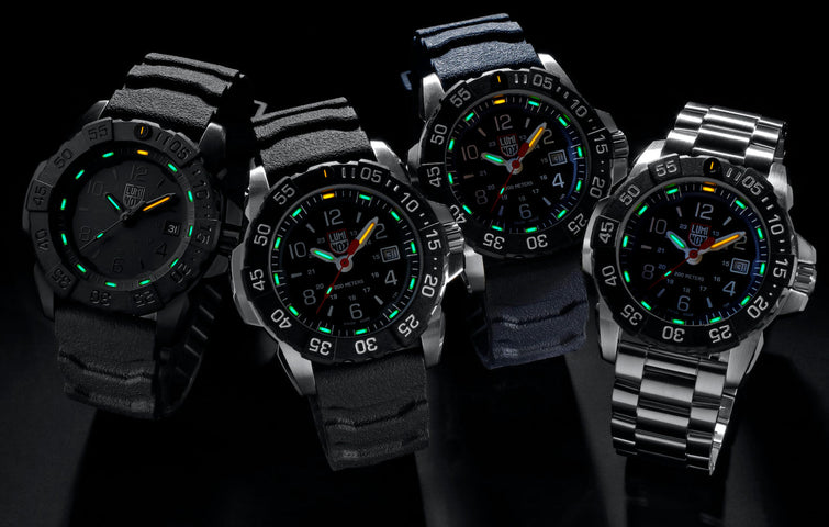 Luminox Navy Seals RSC 3250 Series Watch XS.3253.CB - group view with accessories