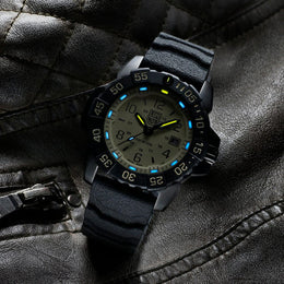 Luminox Navy Seal Foundation Military/Diver Watch