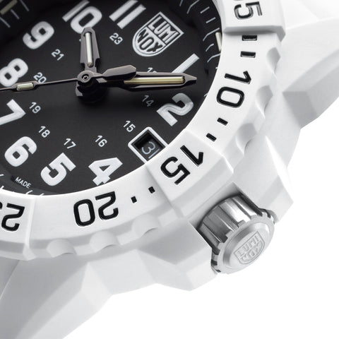 Luminox Navy Seal 3500 Series Watch XS.3507.WB - detail view