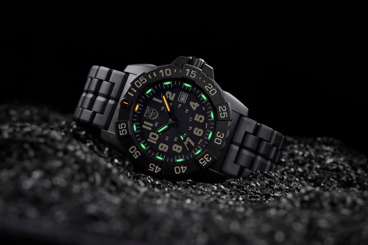 Luminox Navy Seal 3500 Series Watch XS.3510 - UV light view