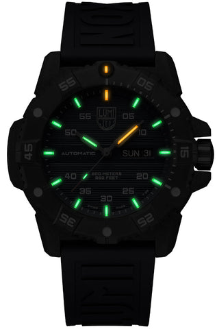 Luminox Sea Master Automatic Carbon Seal 3800 Series Watch XS.3863 - detail view