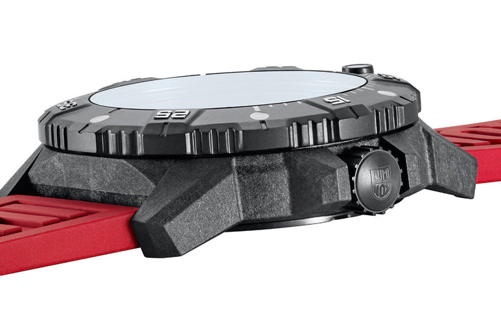 Luminox Sea Master Automatic Carbon Seal 3800 Series Watch XS.3875 - detail view