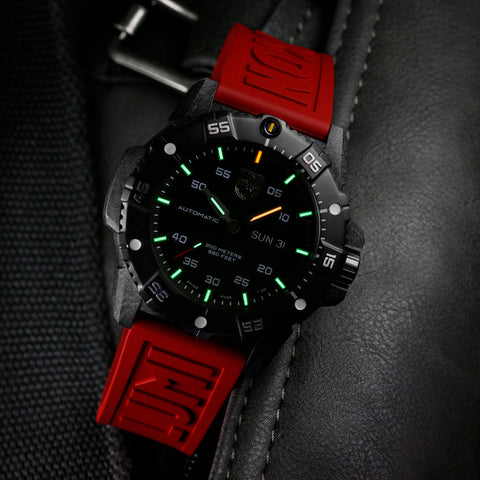 Luminox Sea Master Automatic Carbon Seal 3800 Series Watch XS.3875 - UV light view