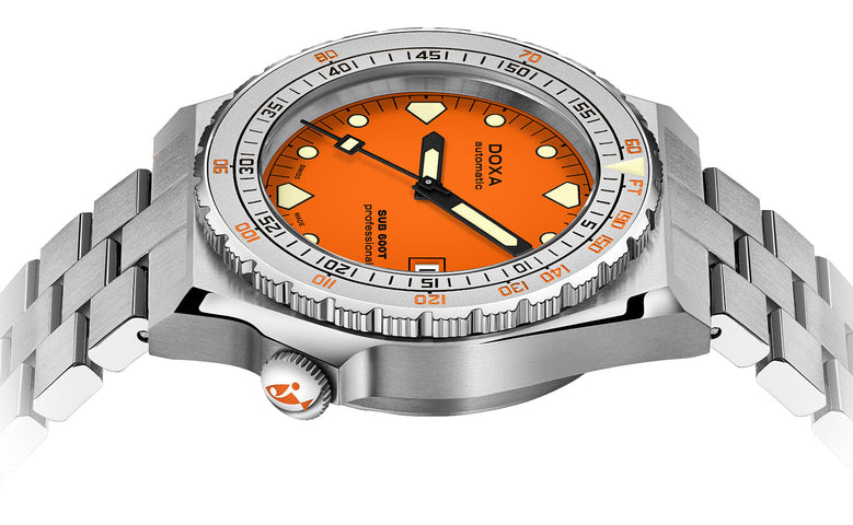 Doxa SUB 600T Professional Bracelet Watch product image