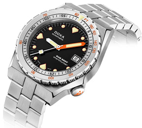 Doxa SUB 600T Sharkhunter Bracelet Watch product image