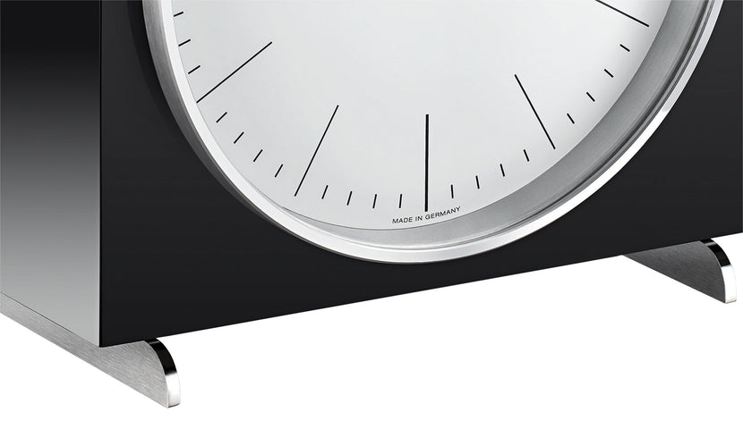 Junghans Max Bill Tischuhr Clock with white dial, wood case