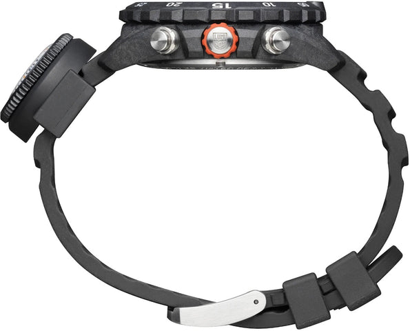 Luminox Master Series Bear Grylls Survival Watch 3741 - detail view