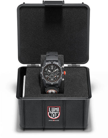 Luminox Master Series Bear Grylls Survival Watch 3741 - detail view
