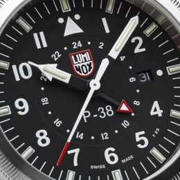 Luminox Air Pilot P-38 Lightning 9520 Series Watch XA.9521 - detail view