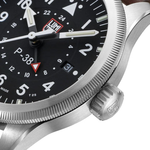 Luminox Air Pilot P-38 Lightning 9520 Series Watch XA.9521 - detail view
