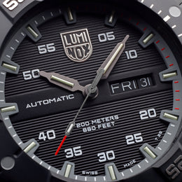 Luminox Master Carbon Seal 3860 Series Automatic Watch XS.3862 - detail view