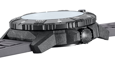 Luminox Master Carbon Seal 3860 Series Automatic Watch XS.3862 - detail view