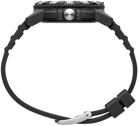 Luminox Leatherback Sea Turtle Giant 0320 Series Watch XS.0335 - detail view
