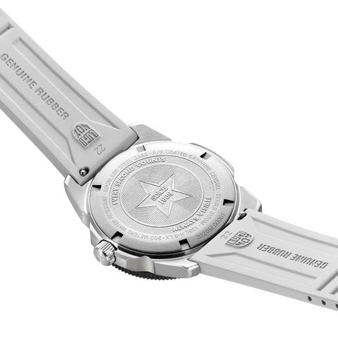 Luminox Pacific Diver Ripple Collection 3120M Series Watch XS.3128M.SET - detail view