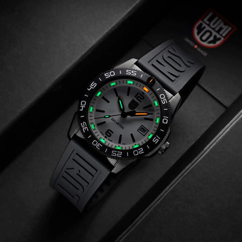 Luminox Watch Pacific Diver Ripple Collection 3120M Series