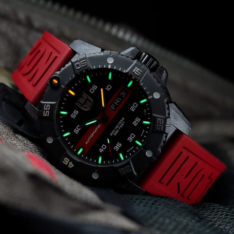 Luminox Master Carbon Seal 3860 Series Limited Edition
