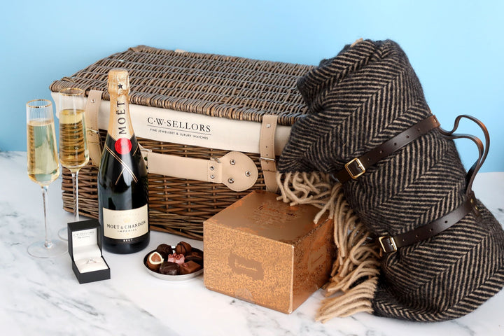 The Champagne Chocolate Proposal Picnic Hamper, S275