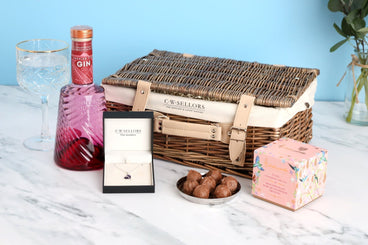 The Heart of Derbyshire Hamper, S248