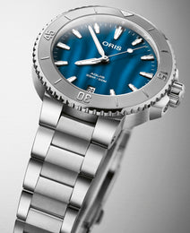Oris Aquis Date Aegean Blue