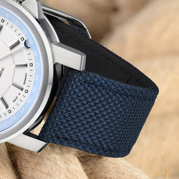 Muhle Glashutte 29er Zeigerdatum Watch