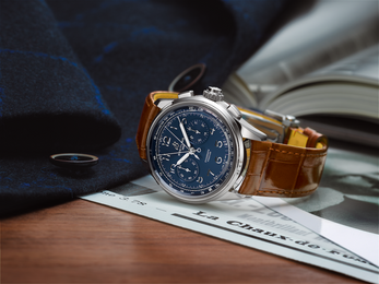 Breitling Premier Heritage B15 Duograph 42 D