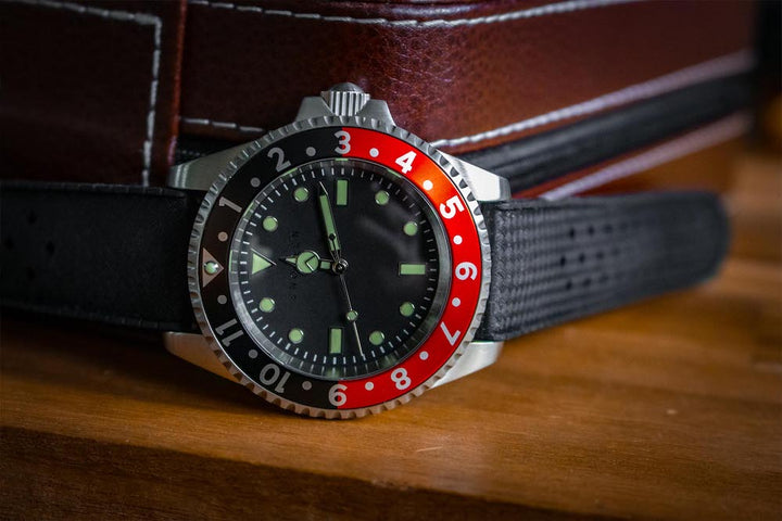 Enoksen Watch Dive E02/H Coke Black & Red Special Edition