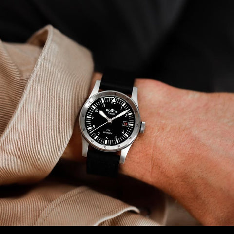 Fortis Flieger F-39 Automatic Black Watch