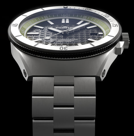 Fortis Marinemaster M 44 Woodpecker Green Bracelet Watch