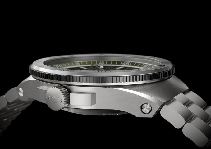 Fortis Marinemaster M 44 Woodpecker Green Bracelet Watch