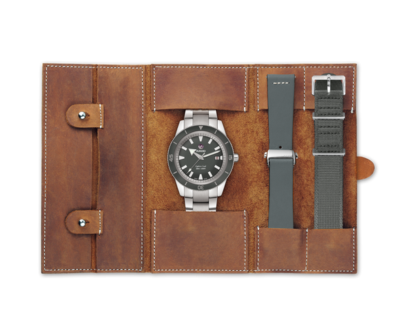 Rado Watch Captain Cook Automatic Plus Strap Kit Limited Edition D