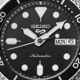 Seiko 5 Sports SKX Midi Black Mens Watch