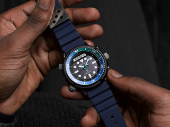 Seiko Prospex Tuna Tropical Lagoon Hybrid Divers Special Edition