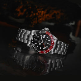 Davosa Ternos Professional GMT Tri Bracelet Watch