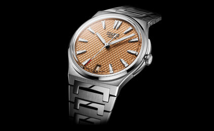 Czapek Antarctique Passage de Drake Salmon S Watch