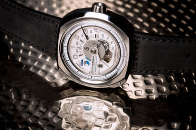 SevenFriday Watch V1/01 Steamer
