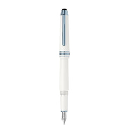 Montblanc Writing Instrument Meisterstuck Glacier Classique Fountain Pen White M D