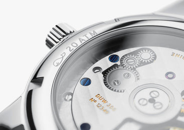Nomos Glashutte Watch Club Neomatik Signalblau Sapphire Crystal