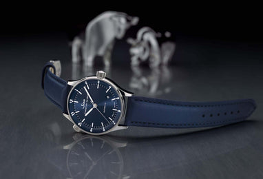 Sinn 6068 Frankfurt Financial District B Blue Watch