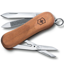Victorinox Swiss Army Small Pocket Knife Evowood 81 Walnut 0.642163
