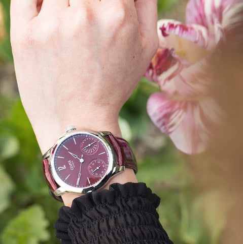 Czapek Watch Quai des Bergues Guilloche Ricochet Steel Rhubarb Red S Limited Edition